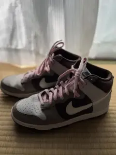 NIKE ダンクハイ ライトチョコレート