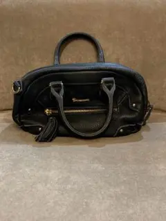 レザー ハンドバッグ タッセル付き