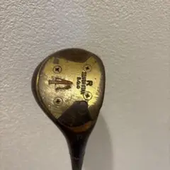 ゴルフのドライバー？