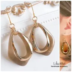 Item thumbnail for item a5f1a6af-980e-4b67-a738-9486b7b83914