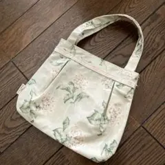 LAURA ASHLEY ミニバッグ