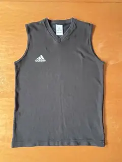 adidas ノースリーブ タンクトップ