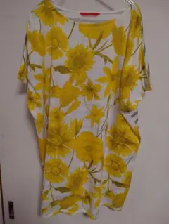 グラニフの花柄のチュニック ひまわり