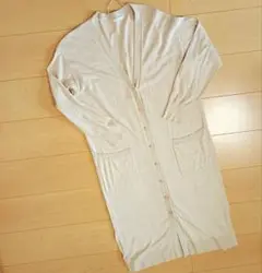 GU　ライトベージュ 前ボタン　ロングカーディガン Mサイズ　ポケット有り