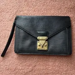 LOUIS VUITTON ルイヴィトンエピブラッククラッチバッグM52612