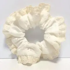 生成　フリルレースシュシュ　ハンドメイド　シンプル