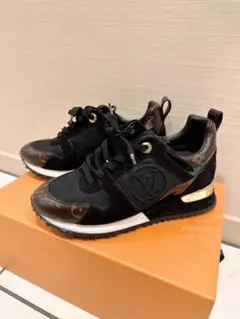美品♡ LOUIS VUITTON スニーカー