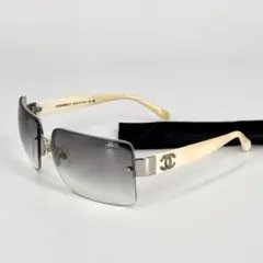 CHANEL サングラス ホワイト 4107-B ハーフ リムレス グレー 138144_01.jpg?quality=80&bg-