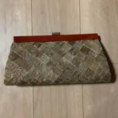 クラッチバック