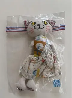 【新品未開封】ミナペルホネン ハンドメイド ぬいぐるみ 猫