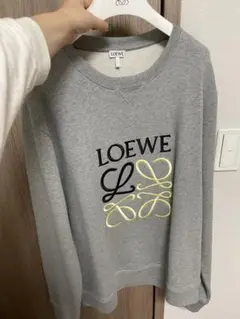 新品のロエベスウェット