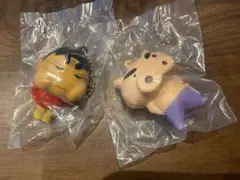 クレヨンしんちゃん　ぷにゅぷにゅマスコット　2体セット　ガチャ