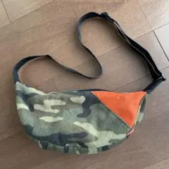 GAP 迷彩柄ショルダーバッグ