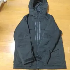 ユニクロ ホワイトマウンテニアリング ハイブリッドダウンオーバーサイズパーカ