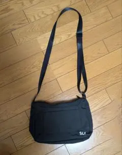 SLY　ナイロンショルダーバッグ