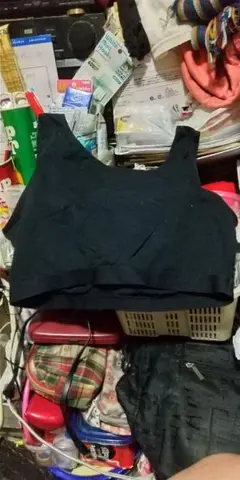 ノンワイヤースポーツブラ