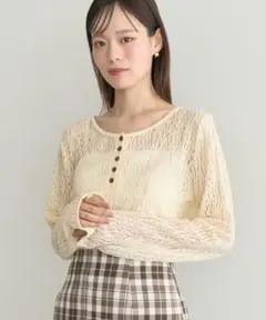 新品　アースミュージックアンドエコロジー　フロントボタンレースプルオーバー