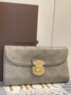 【美品】ルイヴィトン マヒナ 長財布
