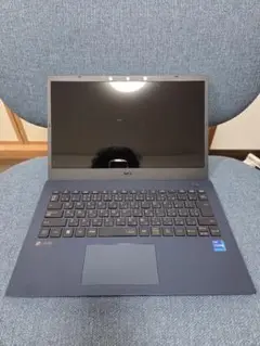 NEC LAVIE N1475/CAL/Core i7 14 型　PC