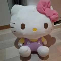 キティちゃんBIGぬいぐるみ