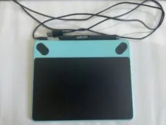 Wacom タッチ機能付きペンタブレット
