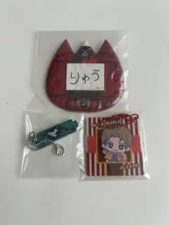 仮面ライダーガヴ、仮面ライダーダブル 名札バッチ、キーホルダー