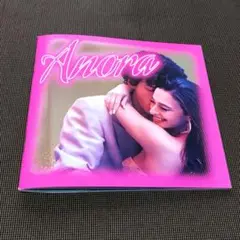 『ANORA アノーラ』パンフレット、マイキー・マディソン