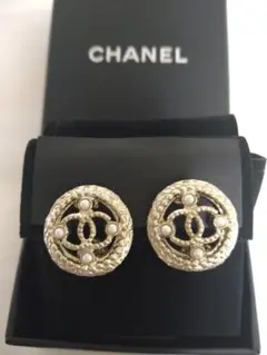 CHANEL イヤリング