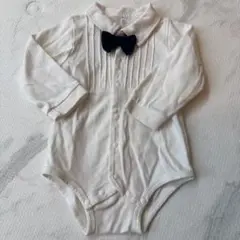 ホワイト 蝶ネクタイ付きロンパース