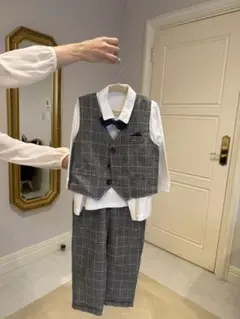 男の子　フォーマルスーツ