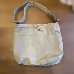 GU カーキ　ショルダーバッグ