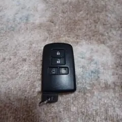 スマートキー ノアZWR80G