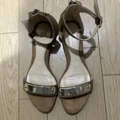 自由区　ブラウン スエード アンクルストラップ サンダル