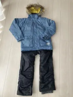 【1回のみ使用の美品】スキーウェア キッズ 150cm