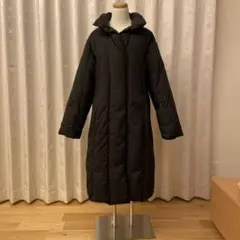 フェラガモ ダウンコート