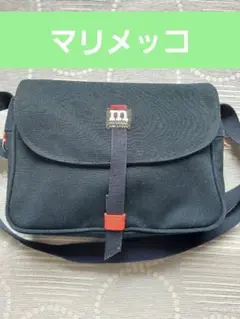 Item thumbnail for item 64ad0f2c-2a49-45ac-b356-e0bcc6cc5a45