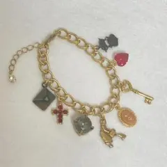FELISSIMO フェリシモ ゴールド チェーンブレスレット 多様なチャーム