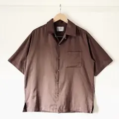 【良品】ステュディオス シルクタッチ 半袖シャツ ポリエステル ブラウン 茶 L