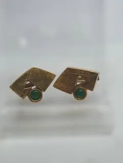 Item thumbnail for item adf027c3-d953-478d-9b20-68fe582485b1