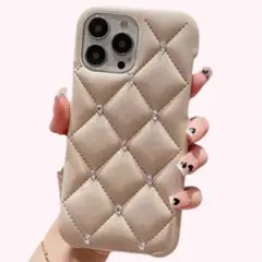 【iPhone 14/13/16e】ベージュキルティングケース