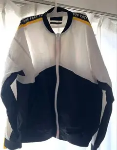 ZARA トラックジャケット　ナイロン　長袖　アウター美品