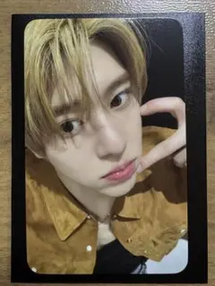 Item thumbnail for item 65f8261c-f600-44f9-a7c4-8dc99fd07718