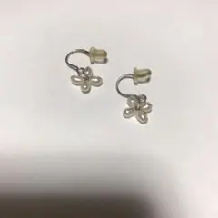 パールフラワーピアス
