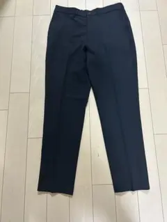 GU ウォッシャブルテーパードトラウザー　Mサイズ　黒