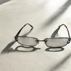 スタイリッシュなメタルフレーム眼鏡 シンプルデザイン ユニセックス