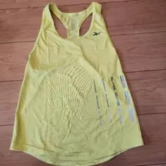 Reebok イエロー タンクトップ