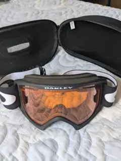 OAKLEY オレンジレンズ ゴーグル ケース付き