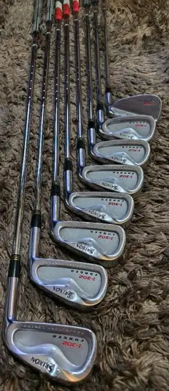 スリクソン SRIXON I-302 アイアンセット アイアンセット ゴルフ用品 スリクソン I-302 | アイアン | 製品情報 | DUNLOP GOLFING WORLD
