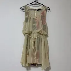 〔美品〕EGOIST フローラル柄 ベージュワンピース