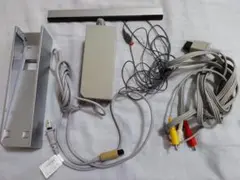 【ジャンク】ニンテンドーWii　ACアダプター　センサーバー　AVケーブル他